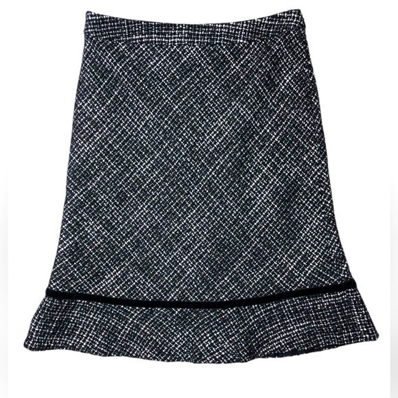 GAP BOUCLE TWEED MIDI SKIRT IN BLACK AND WHITE SIZE 10 - Picture 1 of 5